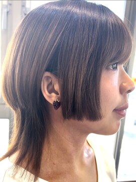 ディンプル 越谷駅前(DiMPlE) 大人かわいいマッシュウルフ、ウルフカット、ノンジアミンカラー