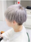 シルバーカラー　前髪マッシュショート  イメチェン韓国マッシュ