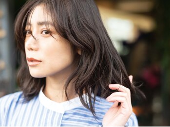 フレームスエルア しんみち(FRAMES 'elua)の写真/大人女性の美しさを引き出すおしゃれなグレイヘア＊ナチュラルな白髪カバーをご提案◎【伊勢市・宇治山田】