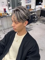 メンズサロン キング 梅田店(Men’s salon K!ng)&nbsp;波巻きツイストスパイラルパーマ/フェザーパーマ/眉毛/メンズ
