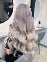 ラピス 福岡天神店(Lapis)&nbsp;シルバーグラデーション/ブリーチ/ハイトーン/髪質改善