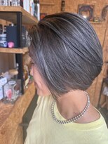 ノラ カマクラ(NORA kamakura)&nbsp;コントラストハイライト/白髪ぼかしハイライト/ボブレイヤー