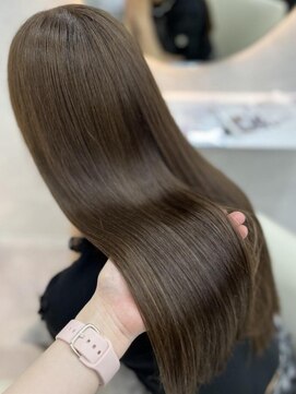 ラビス 池袋(Lovis) 暗めカラー/デザインカラー/フェイスフレーミング