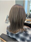 白髪ぼかしハイライト×ミディ