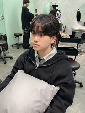 ジーニー 千葉(GENiE) 2way韓国ヘア/シースルーマッシュ/ウルフ/山本うらら