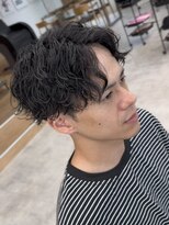 ラヴィズムバイフィフス 長岡古正寺店 長岡駅(LUVISM by fifth)&nbsp;長岡シャドウパーマ緩めスパイラルパーマ波巻きパーマッシュ30代