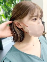 ネオリーブ クーロ(Neolive curro) 小顔タッセルボブ×白髪ぼかし×インナーカラー