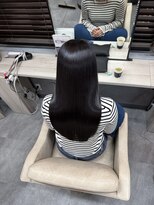 シシ 新宿(She 2.)&nbsp;髪質改善/縮毛矯正/カラー/トリートメント/韓国/艶髪/艶感