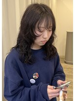 ニュウニュウムーン(NIUNIU moon) ロングパーマとチョコレートブラウン