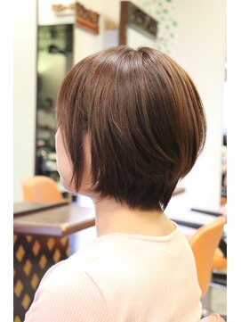 ミックスカール(Mixcurl) 小顔に見える!お手入れ簡単!ショートボブ!