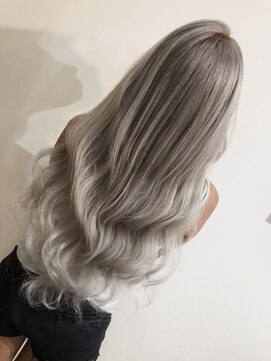 ラピス 渋谷本店(Lapis) 【lapis渋谷】外国人風ホワイトカラー