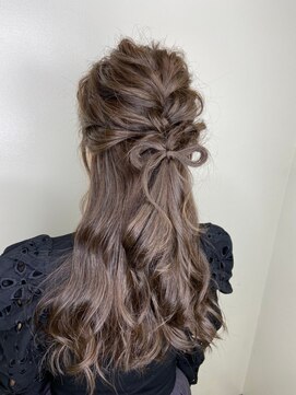 ハーフアップリボンアレンジ L ヘアリゾートエーアイ 浅草店 Hair Resort Ai のヘアカタログ ホットペッパービューティー