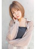 かきあげヘアーシルバーカラー韓国風センターフェードカット