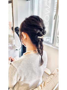 グロウ バイ グラフィー(GLOW by Graphy) 結婚式アップスタイル