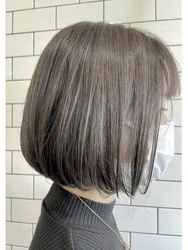 ザセントラル トヨス(THE CENTRAL) Bob×Olive