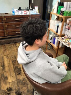 ハレマ(HAREMA) ツーブロックセンター分け