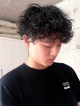 ライラ(Lyla) guest hair 波巻きプードルマッシュ　下北沢　メンズパーマ