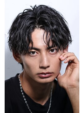 リップス 原宿(LIPPS) 波打ちスパイラル