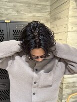 ヲタク(wotaku.)&nbsp;ニュアンスパーマシャドーパーマセンター分けマッシュ黒髪メンズ