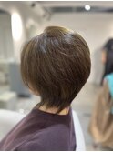 白髪ぼかしハイライトカラー30代40代50代くびれショートボブ
