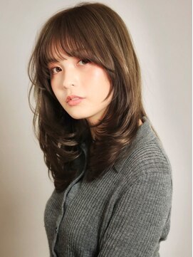 パレット(PALETTE) ロングレイヤー小顔顔まわりカット