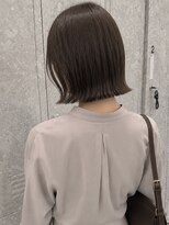 ノア 三宮店(NOA)&nbsp;【NOA】ぷつっと切りっぱなしボブ×外ハネボブ｜透明感カラー