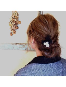 ラクヘアー 姪浜店(rak hair) Lilou　リル