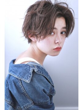 ネオリーブ チロル 横浜西口店(Neolive CiroL.) シアカラーのパーマショート