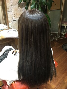 サロン ド ラクサージュ(salon de Luxage) ストレートロング