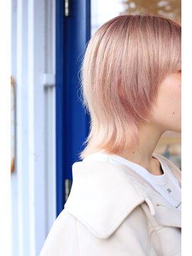 ヘアーサロン ビー(hair salon b.) マッシュウルフ◆ハイトーン◆ペールピンクベージュ◆ウルフ
