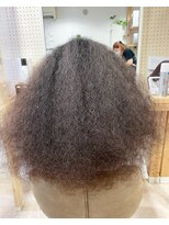 アンフィドットドゥルドゥ(AnFye.dueldo)&nbsp;高難易度ジュエリーシステム縮毛矯正【CALURE】で艶髪ストレート