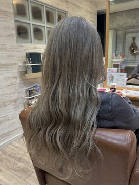ラボヌールヘアー 宇都宮店(La Bonheur hair) ミルクティーアッシュ♪【宇都宮駅/レイヤーカット】