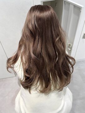 ラルムバイシー 新宿(LARME by Sea) ケアブリーチモカブラウン×ミディアムレイヤー(新宿/韓国/前髪)