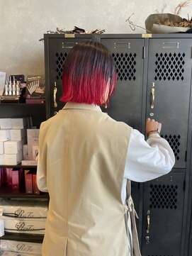 アチーブリス(achieve Liss) 個性派グラデーションレッドカラー カジュアルボブ