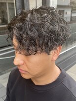 カムジーヘッドカミノウラ(COMEGHEAD KAMINOURA)&nbsp;波巻きスパイラルパーマツイストスパイラルパーマセンターパート