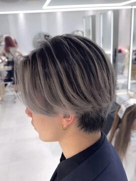 アールプラス 新宿(ar+) メンズバレイヤージュ