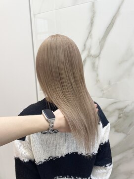 リー 梅田(Lee) ミルクティーベージュ/ハイトーン/ミルクブラウン/ブリーチ