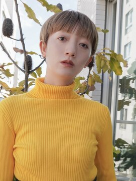 シック(sick) 刈り上げマッシュショート