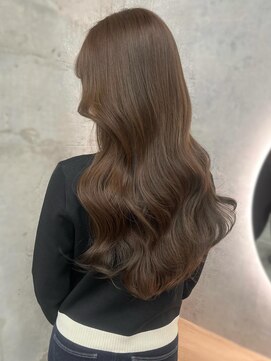 ティント 梅田(Tint) 【Yui】 艶髪/ショコラブラウン （大阪梅田）