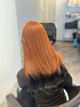 シー(SEA) orange×black デザインカラー♪