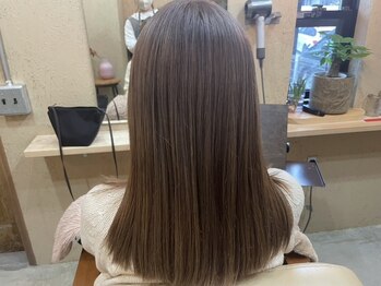 リラ(Lilas)の写真/素髪のような艶を。Lilas《リラ》の髪質改善は艶と手触りにこだわり◎[姪浜/室見/愛宕/豊浜]