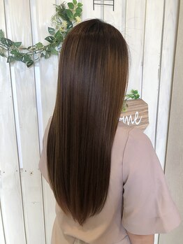 ヘアサロン セラ(SERA)の写真/【髪質改善ストレート】が大人気！ダメージを抑えた施術で、自然でペタンコにならない憧れの髪質を実現♪