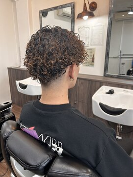 バーバークラフト ジャック(BARBER CRAFT jack) クルクルパーマ