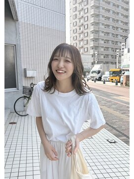 イン(in.) モテかわ/透け感カラー/ミディアムヘア/ゆるふわ