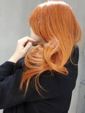 スレイ(SLAY) 春夏人気のorange color