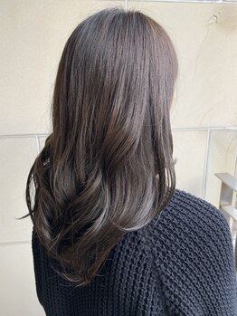 みどり美粧院の写真/くりかえす白髪染めのダメージが気になる方は是非！