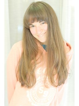 ココティエ (COCOTIER) ☆シンプルにワンレングスおもめの可愛いアーチバング☆