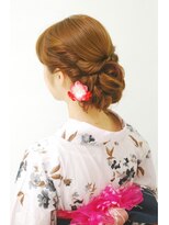 ゲッカビジン(GEKKABIJIN)&nbsp;浴衣にも合う☆ねじりアレンジ《ヘアセット&着付 GEKKABIJIN》