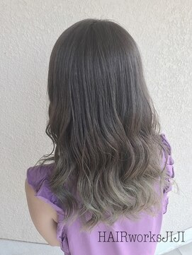ヘアーワークス ジジ(HAIR works JIJI) グラデカーキアッシュ