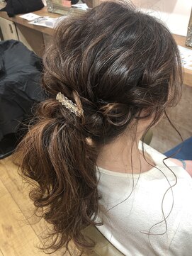 ナンプウ(Nanpu) 緩めポニー